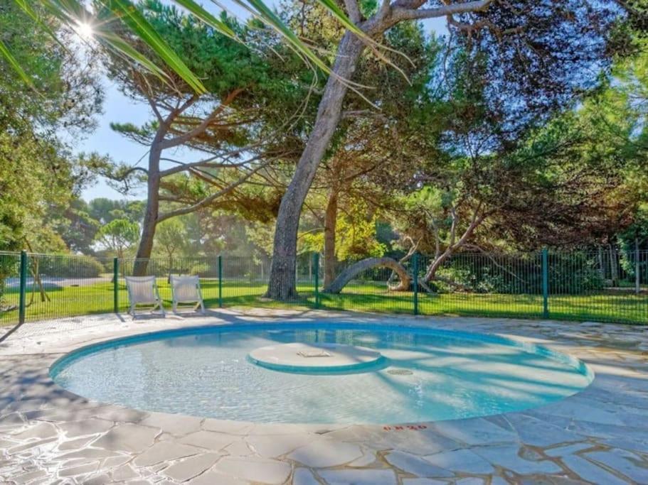 Superbe Appartement 50M De La Plage En Bord De Mer Hyères Exterior foto